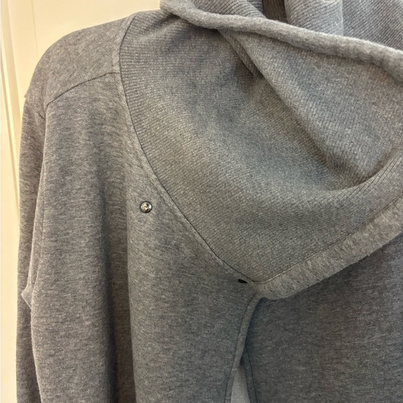 Zella Gray Open Front Wrap - Picture 8 of 9